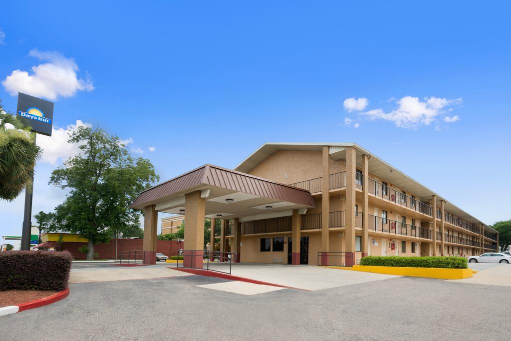 Days Inn Pensacola North Ferry Pass Bagian luar foto
